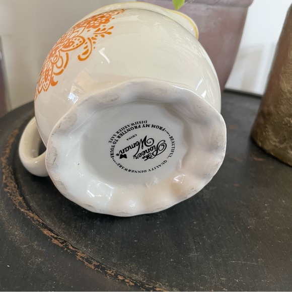 Retired The Pioneer Woman Creamer Flea Market Pattern Floral Stoneware - Picture 5 of 6